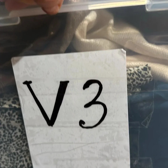 DKNY sequin shirt - Picture 12 of 12